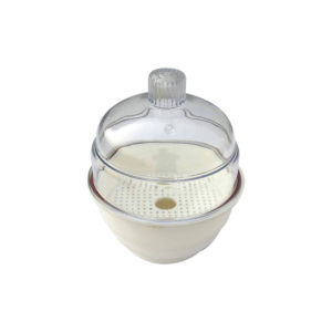 DESICCATOR WITH KNOBBED LID